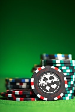 Monopoly Live HD stream with chat and dealer interaction on filabola mobile